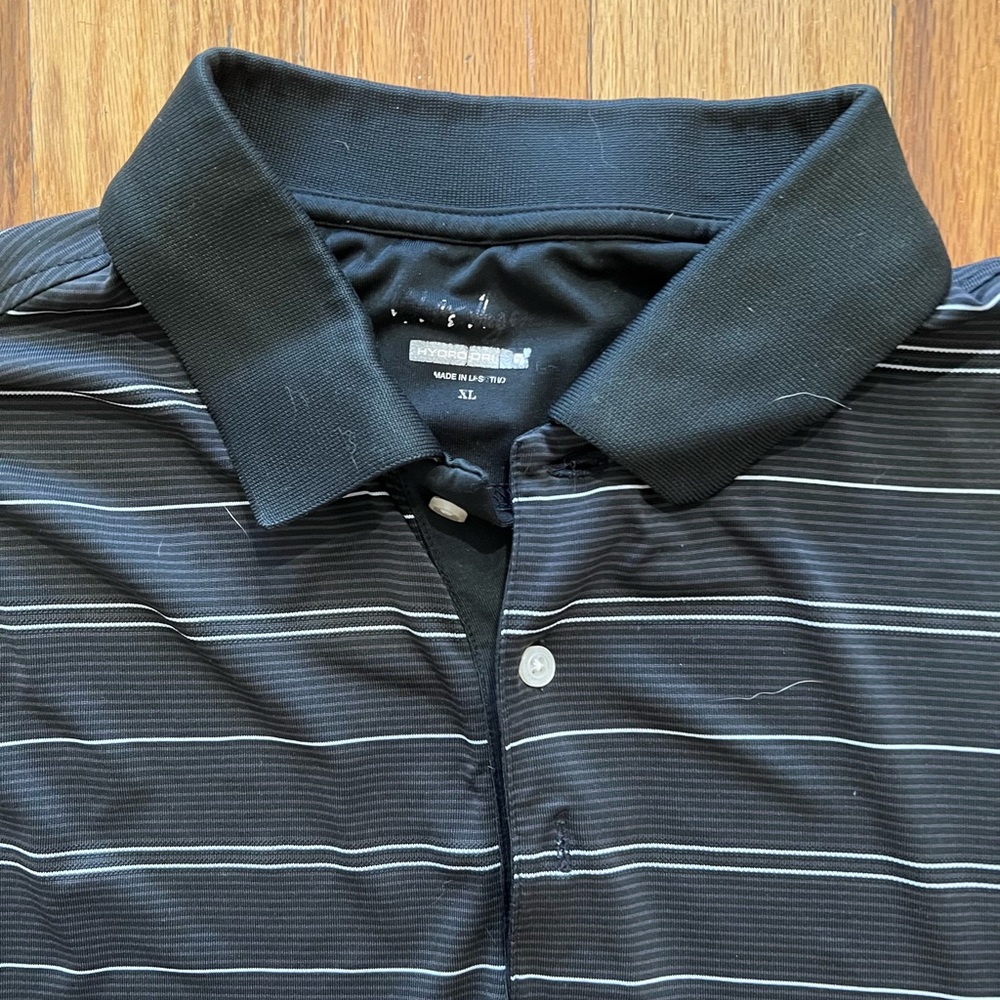 Walter Hagen Golf Shirt - Picture 2 of 2